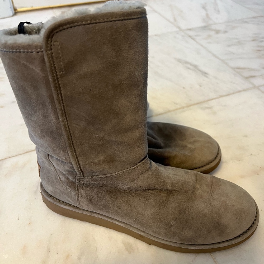 UGG Abree II Brown Winter Boots Classic Suede Style